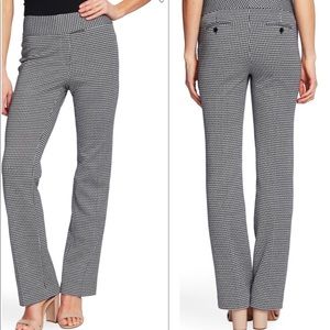 🚨Sale🚨!! NWT CeCe by Cynthia Steffe Caviar Pants Sz 4